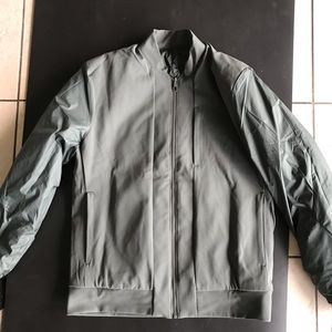 lululemon about face bomber large